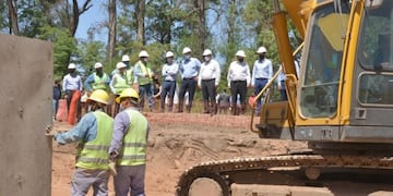 Meoni, Massa, Manzur y Jaldo supervisaron el avance obras del tren Belgrano Cargas\u002E (SECPT)