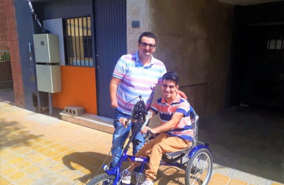 Dos sanjuaninos recibieron bicicletas adaptadas
