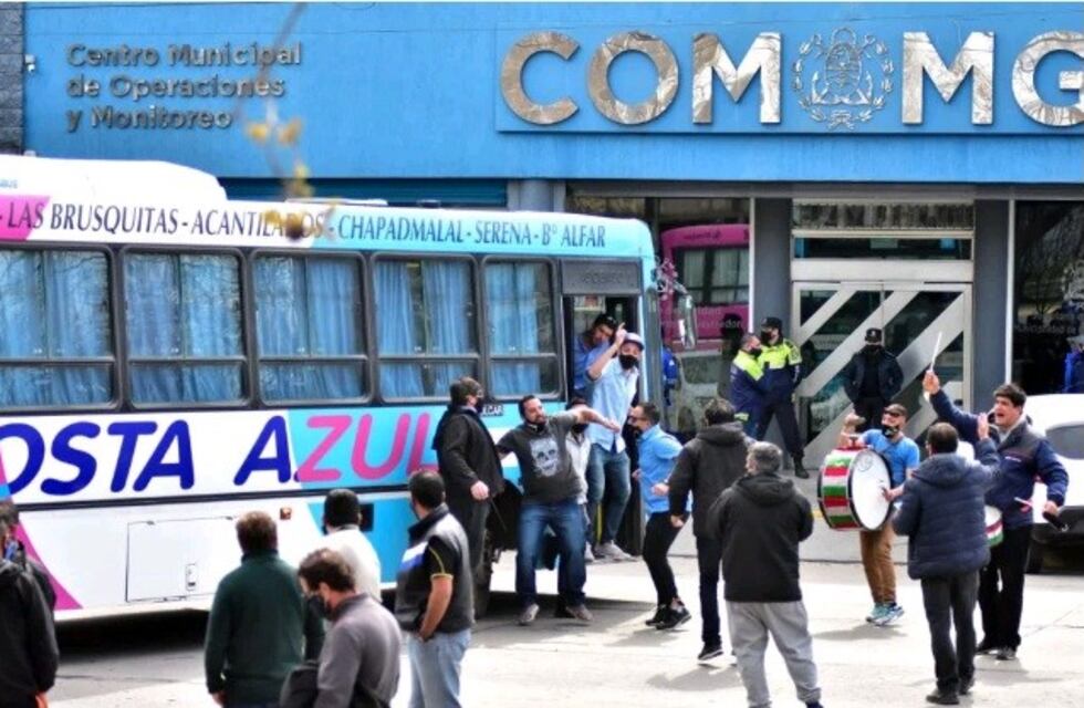 Choferes llegan a un principio de acuerdo y este jueves habrá servicio de colectivos