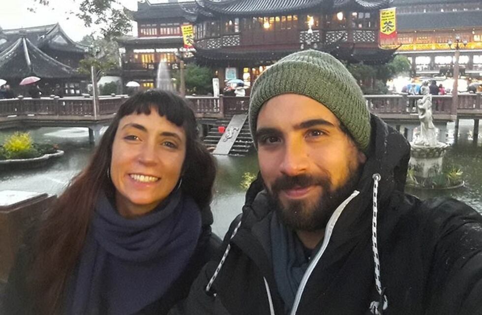 Sólo con una mochila, salieron de Tucumán y recorren el mundo