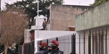 Custodian la casa del jubilado en Quilmes\u002E