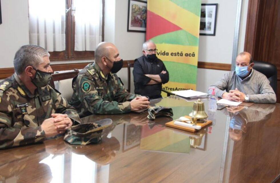 El Intendente Sánchez se reunió con los jefes del CPR