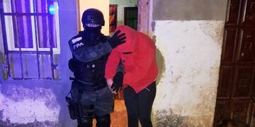 La mujer fue detenida en Cosquín por comercializar droga a menores\u002E