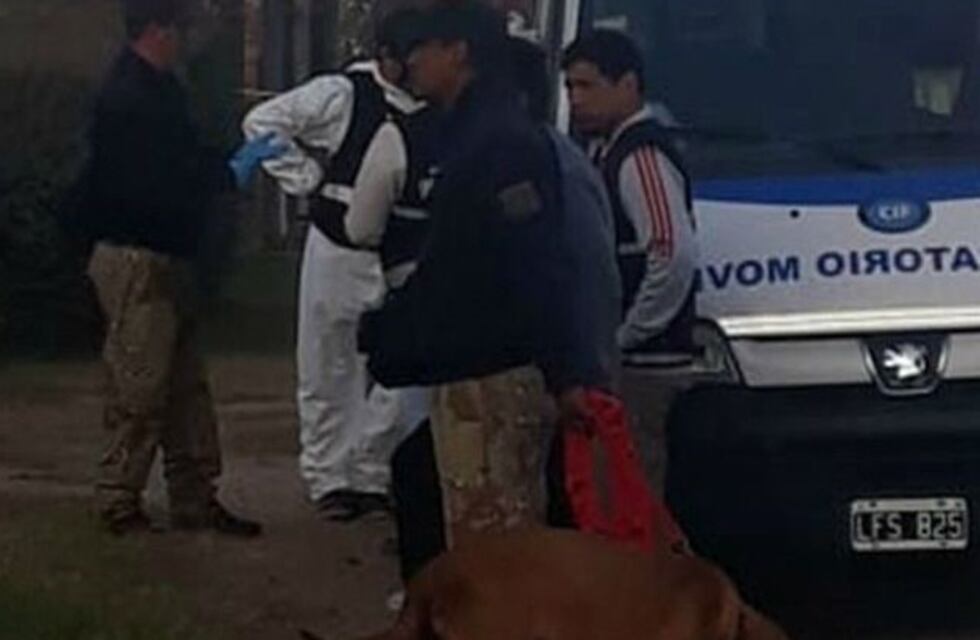 Horror en Salta: encontraron el cuerpo de un bebé sin extremidades enterrado en un baldío