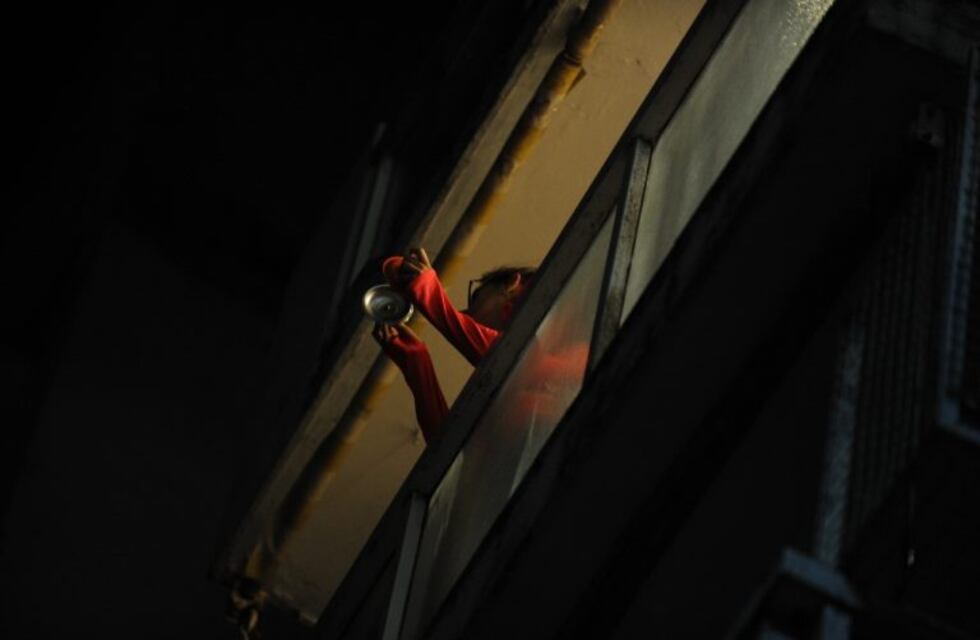 Realizaron cacerolazos en distintos barrios porteños luego de los anuncios de Alberto Fernández