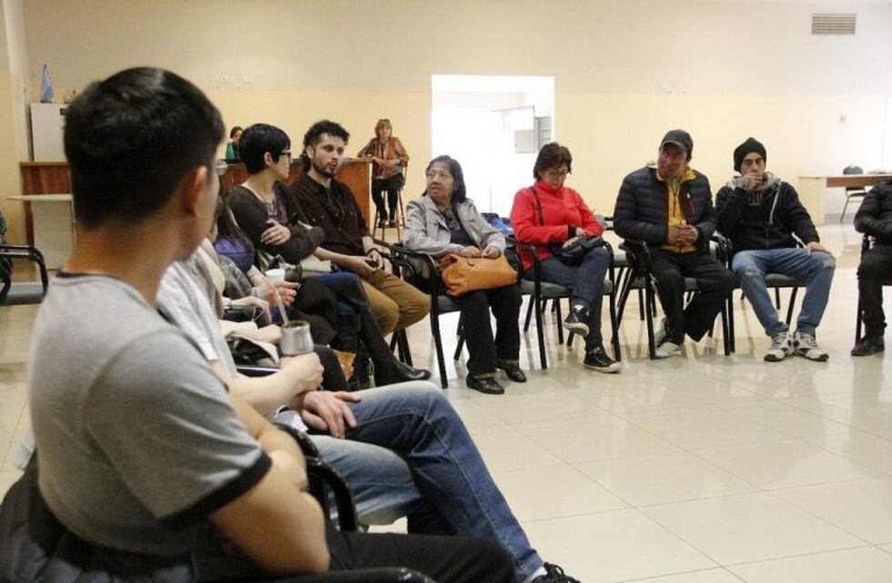 "Deporte y Arte con voz": taller sobre consumos problemáticos