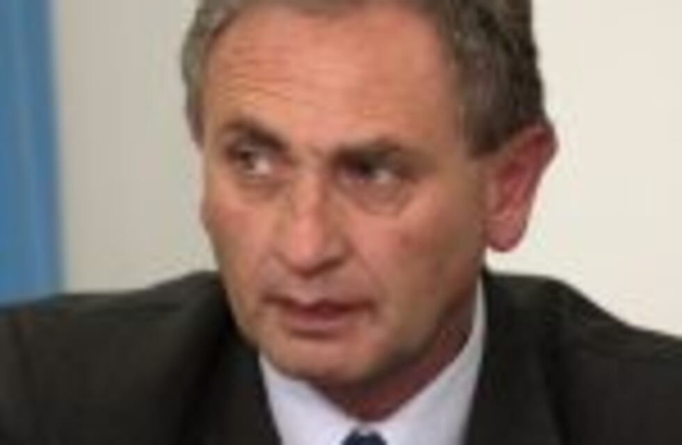 Eduardo Orellana: "Los presos deberían resarcir a las víctimas con 15% de su sueldo"