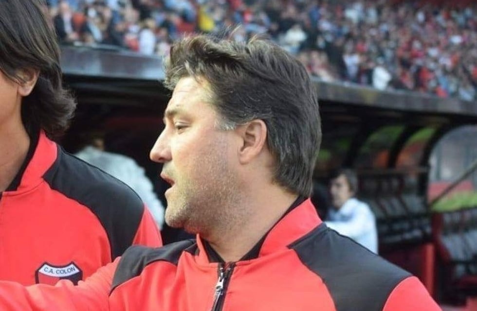 El DT de la reserva de Colón tomará las riendas tras la salida de Lavallén