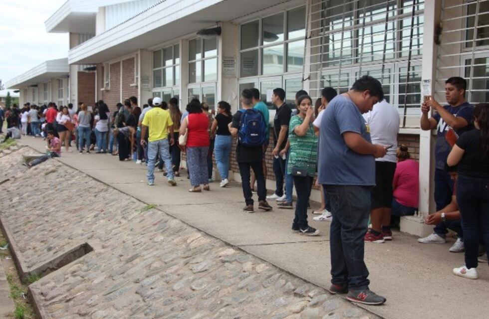 Comenzaron las inscripciones en la UNLaR