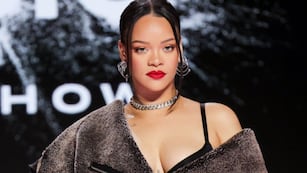 Rihanna paralizó las redes luciendo un conjunto de lencería ultra sexy