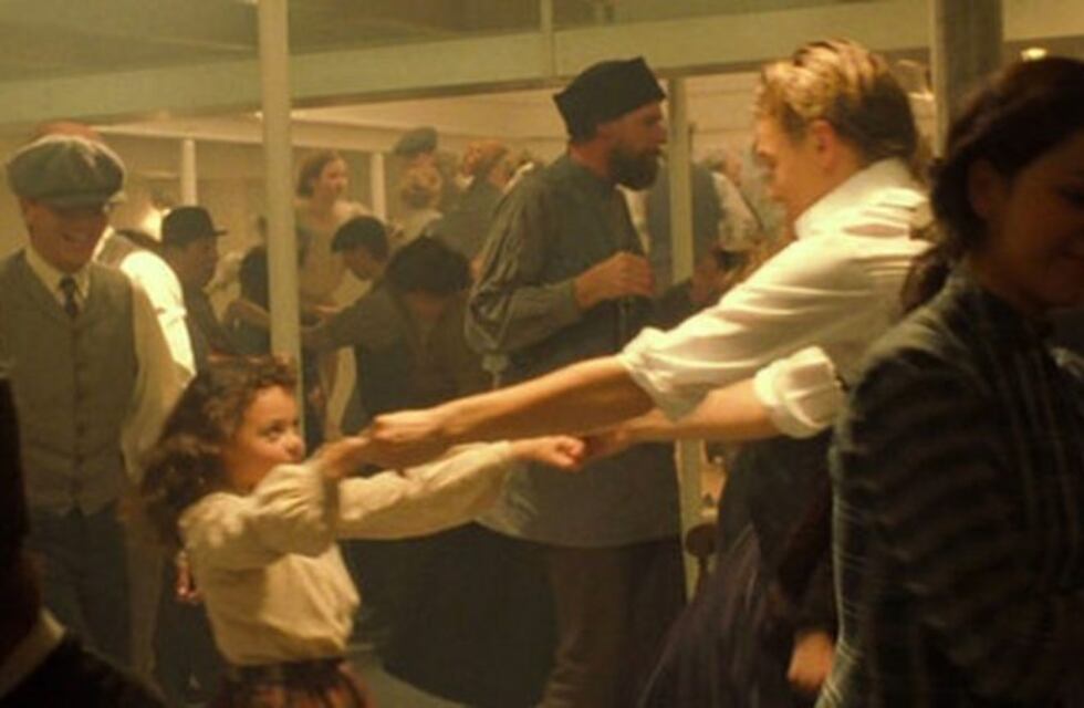 Video: Titanic, al ritmo de La Mona