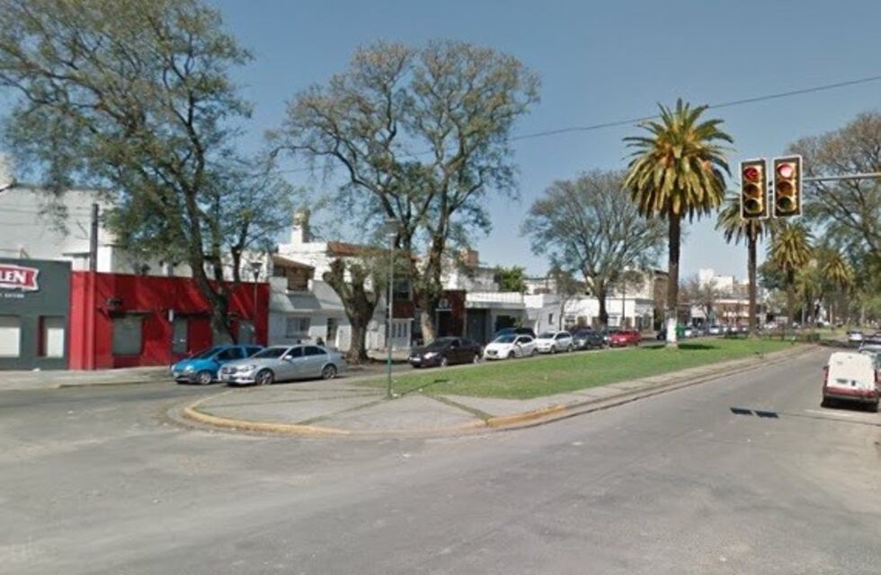 Madre dejó solo a su hijo pidiendo monedas y lo tuvo que ir a buscar a la comisaría