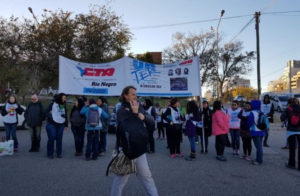 Los docentes partieron para la Marcha Federal en Plaza de Mayo
