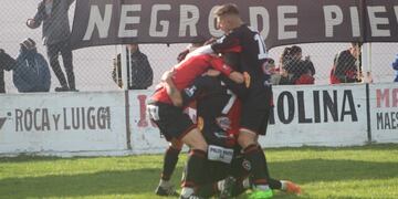 Se suma Sabatini, todo Sporting festeja el primer gol\u002E