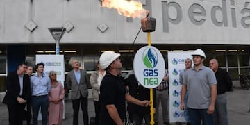 El gobierno habilitó la primera red de distribución de gas natural de la provincia\u002E (Web)\u002E