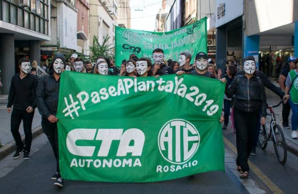 Lifschitz se sienta a negociar pases a planta, entre la amenaza de paro y la presión de Perotti
