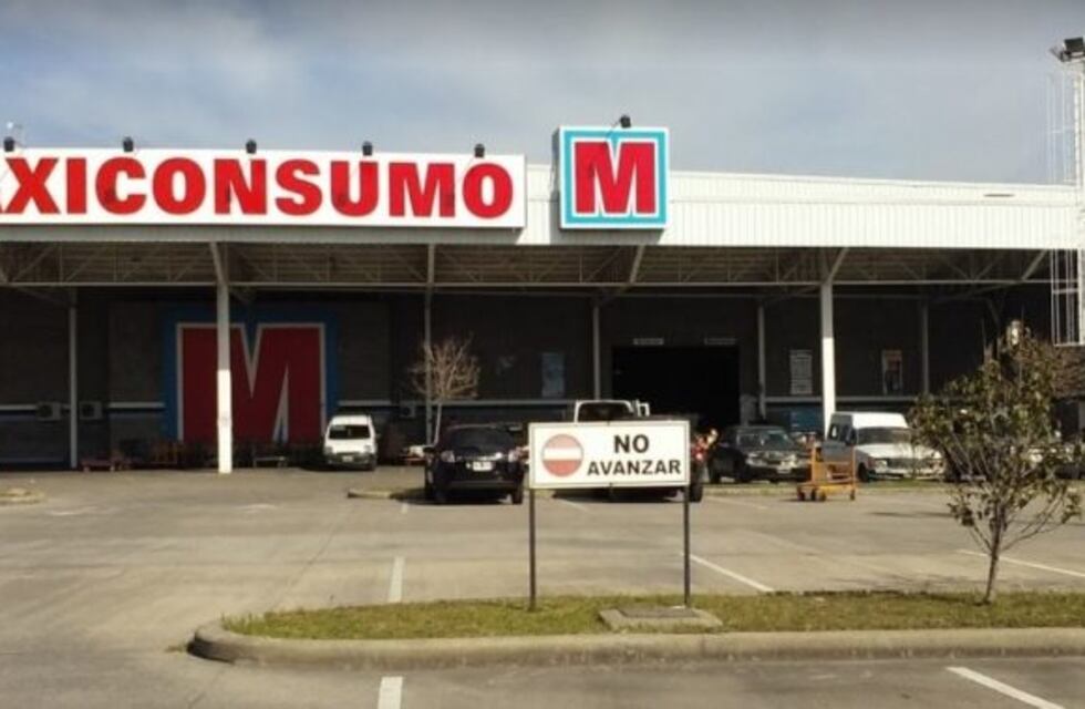 Clausuraron dos supermercados por sobreprecios en más de 50 productos esenciales