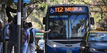 El trámite es gratuito y está disponible para alumnos de instituciones públicas\u002E (Archivo)