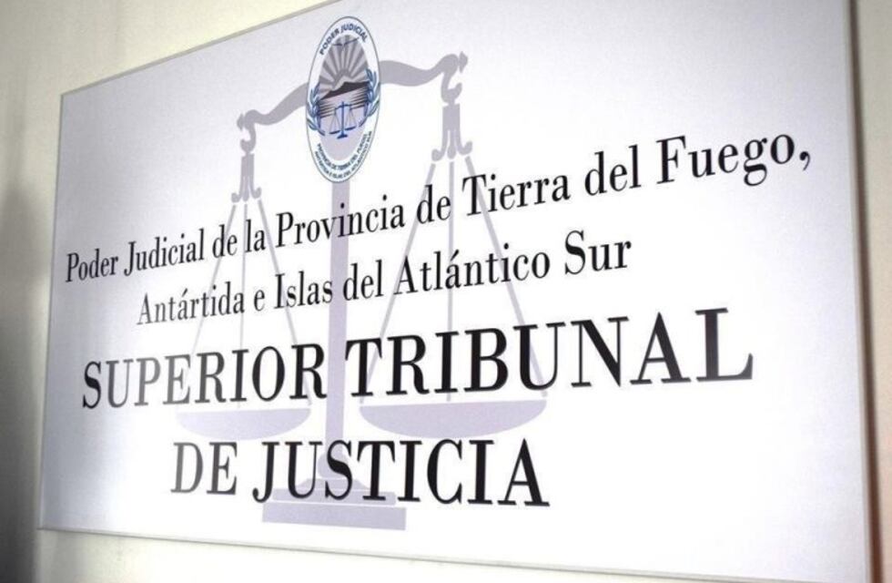 Al Superior Tribunal de Justicia por incumplimiento de pagos de la Provincia llegaron los Municipios de Ushuaia y Río Grande