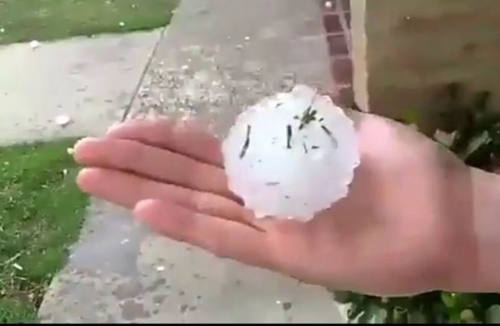 En Bell Ville cayó piedra del tamaño de pelotas de tenis