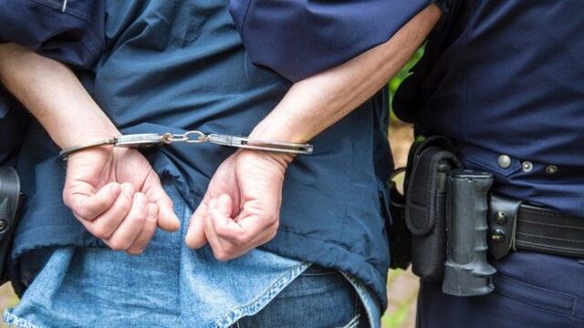Adolescente arrestado en Villa Giardino\u002E
