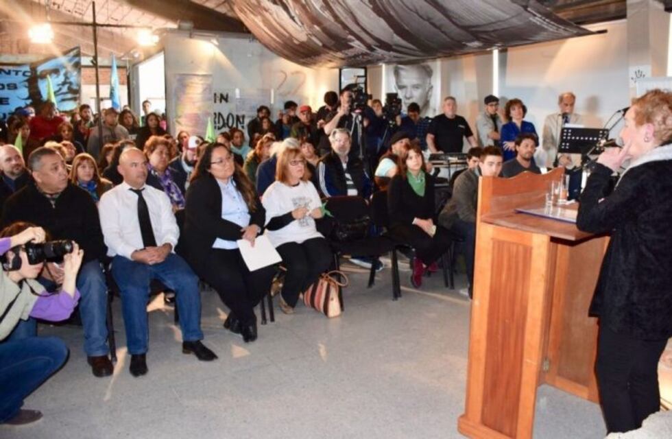 Conmovedor acto por los 47 años de la Masacre de Trelew