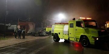 Un incendio en Gonnet alarmó a los vecinos\u002E