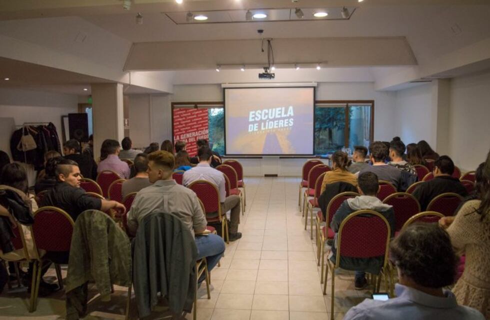 Se lanzó "La Generación" la escuela formadora de líderes políticos en Tierra del Fuego