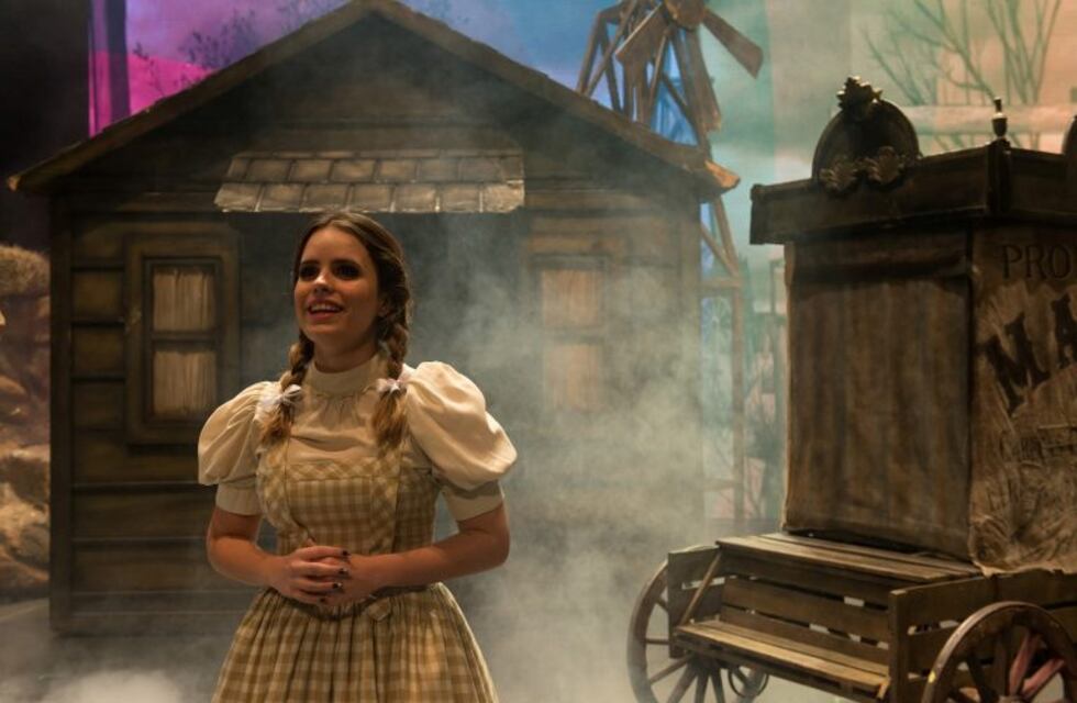 Sofi Morandi y Franco Masini debutarán en el teatro con una función a beneficio