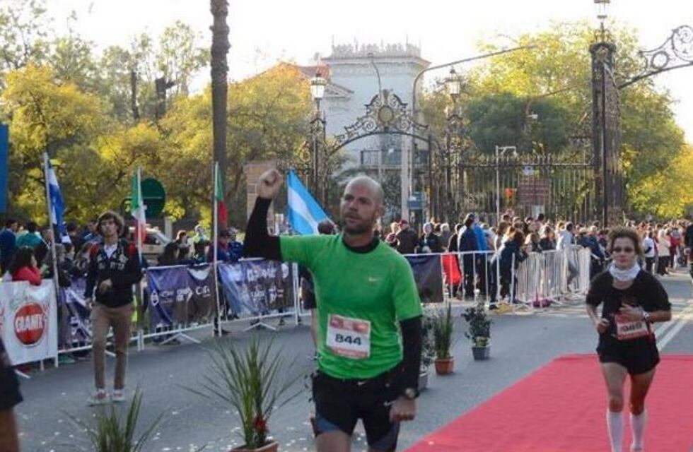 El maratonista que se curó de la leucemia y busca concientizar sobre la donación