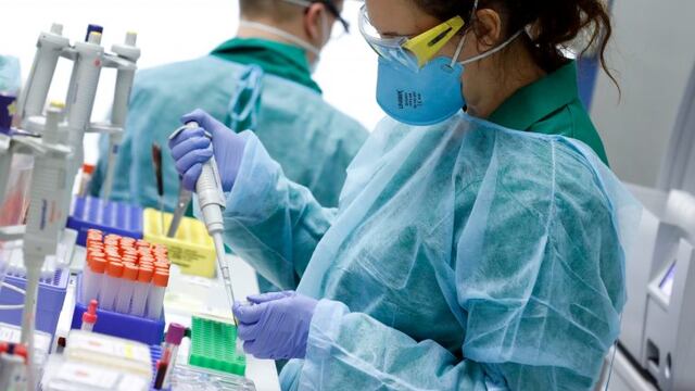 Coronavirus: es falso que fue creado en un laboratorio de Wuhan (REUTERS)