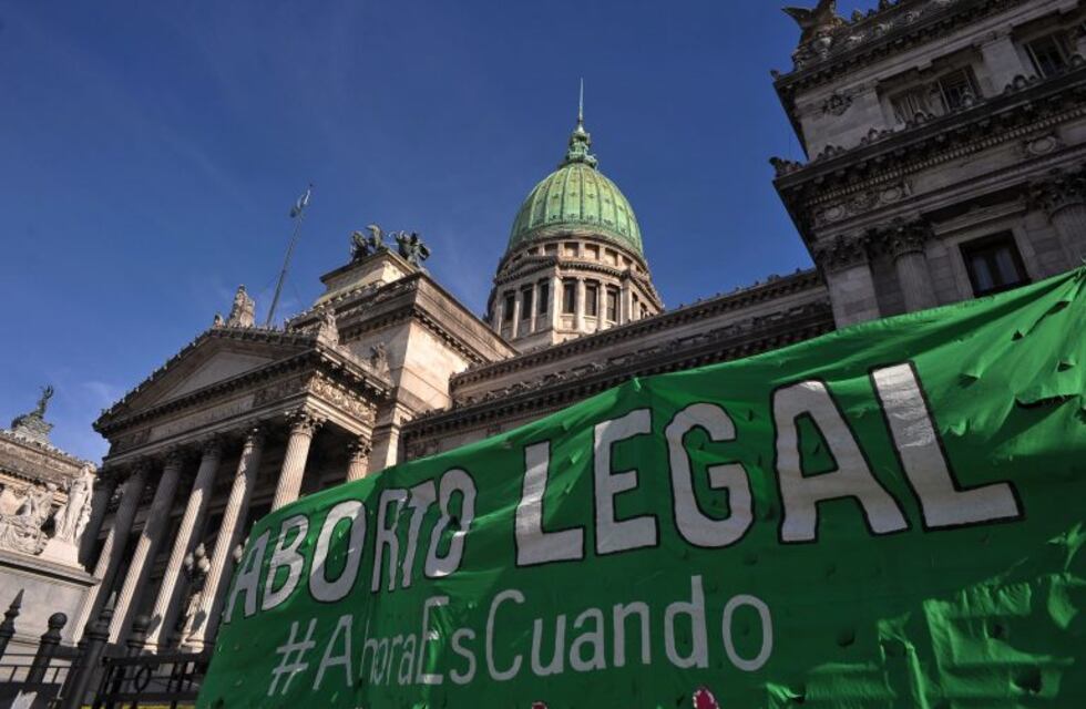 Aborto: juristas le presentarán a Macri una reforma que ablanda el Código Penal