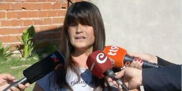 stella maris, la mama la portera golpeada