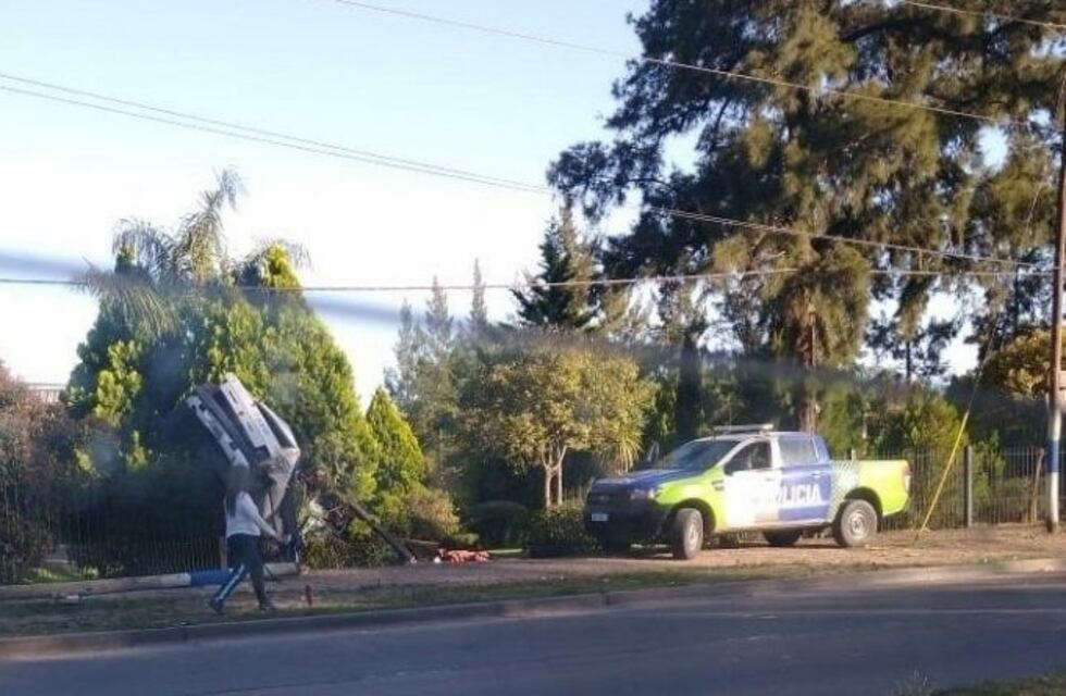 Vuelco y choque fatal en La Plata, una nena de cuatro murió en el accidente