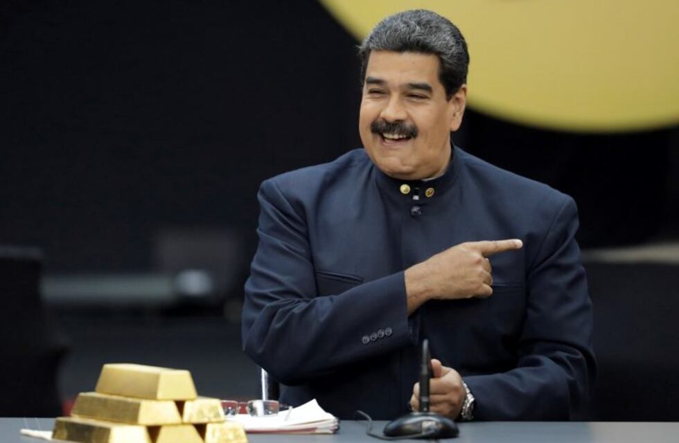 Maduro vende oro a Emiratos Árabes para financiarse