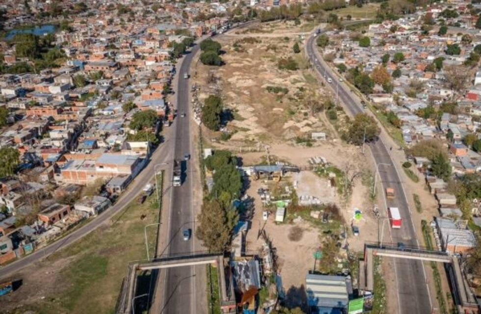 Policía mató a un delincuente y terminó herido en una pierna tras un asalto y tiroteo en Quilmes