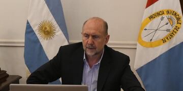 Perotti no descarta la emisión de cuasimonedas\u002E (Prensa Gobernación)