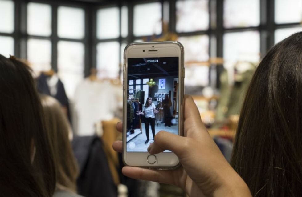 Marou Rivero: "Estamos sobreexplotando nuestro sentido de la vista"