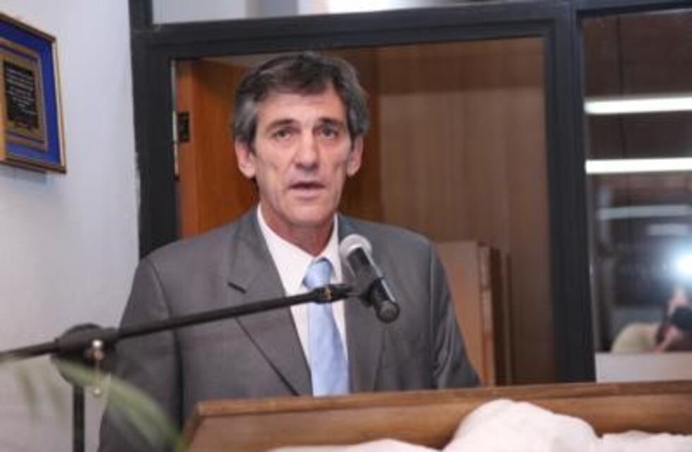 ¡Se convirtió en héroe! Un intendente persiguió y detuvo a un delincuente