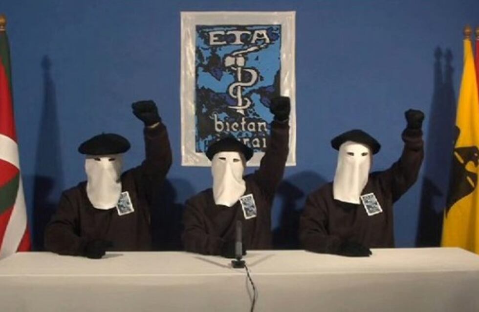 ETA pidió perdón por el daño causados durante seis décadas