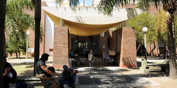 El niño permanece internado en el Hospital de Niños Orlando Alassia\u002E (Archivo)