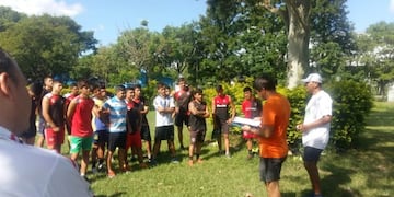 Defensores de Formosa se movió en el Polideportivo Policial bajo la conducción de Ariel Garrido como entrenador\u002E