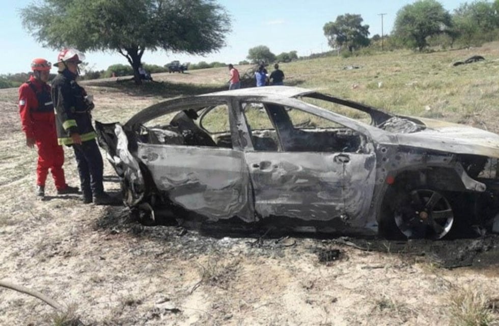 Identificaron a los tres cordobeses que murieron en un vuelco en Santiago