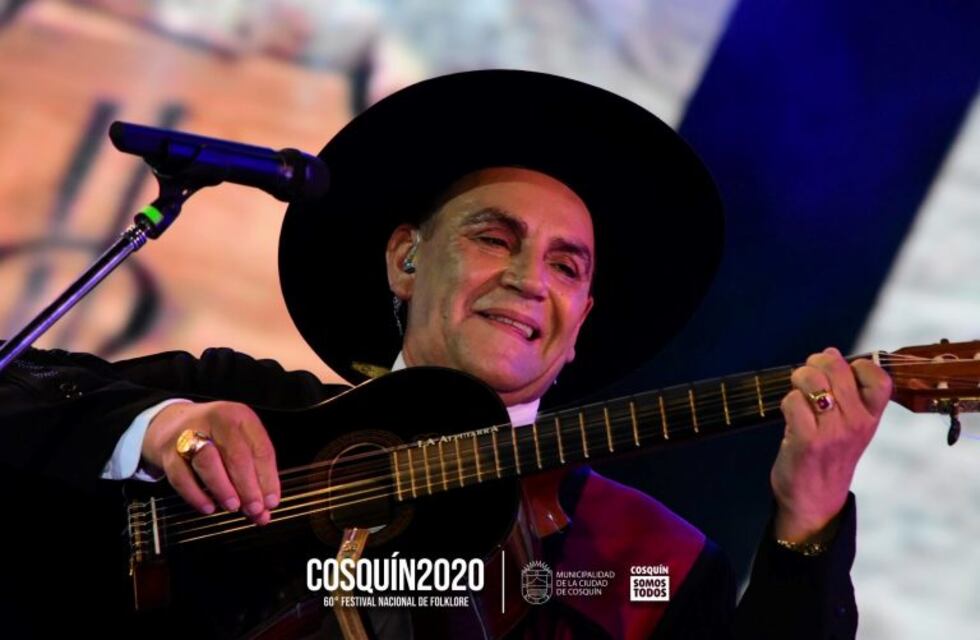 El Chaqueño Palavecino cerró la primera luna del Cosquín