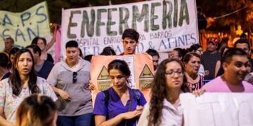 Precarizados de Salud se movilizaron para exigir el pase a planta