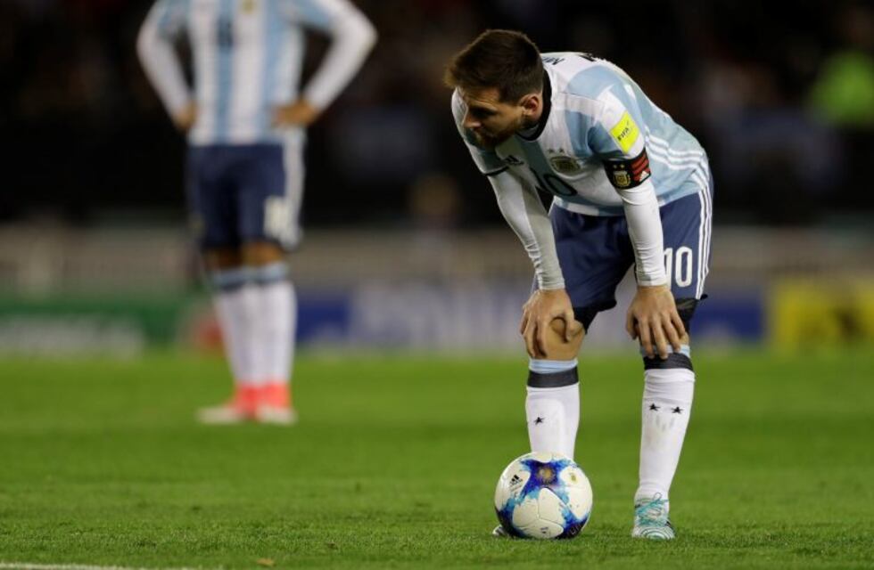 Argentina volvió a jugar mal y solo rescató un empate ante Venezuela en el Monumental