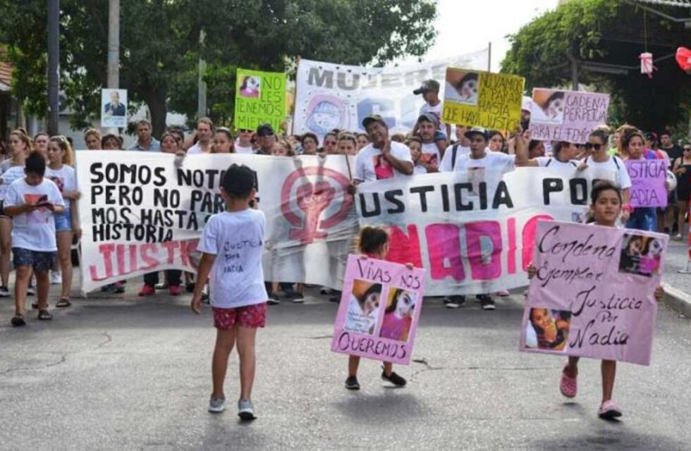 Hubo marchas simultáneas en varias localidades de La Pampa para pedir justicia por Nadia Lucero