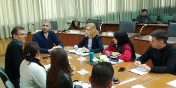 Los concejales recibieron a la secretaria de Auditoría y Control de Gestión, Amalia Galantti y al Sindicato de Empleados y Obreros Municipales para analizar el pase a planta permanente (Prensa Concejo Municipal