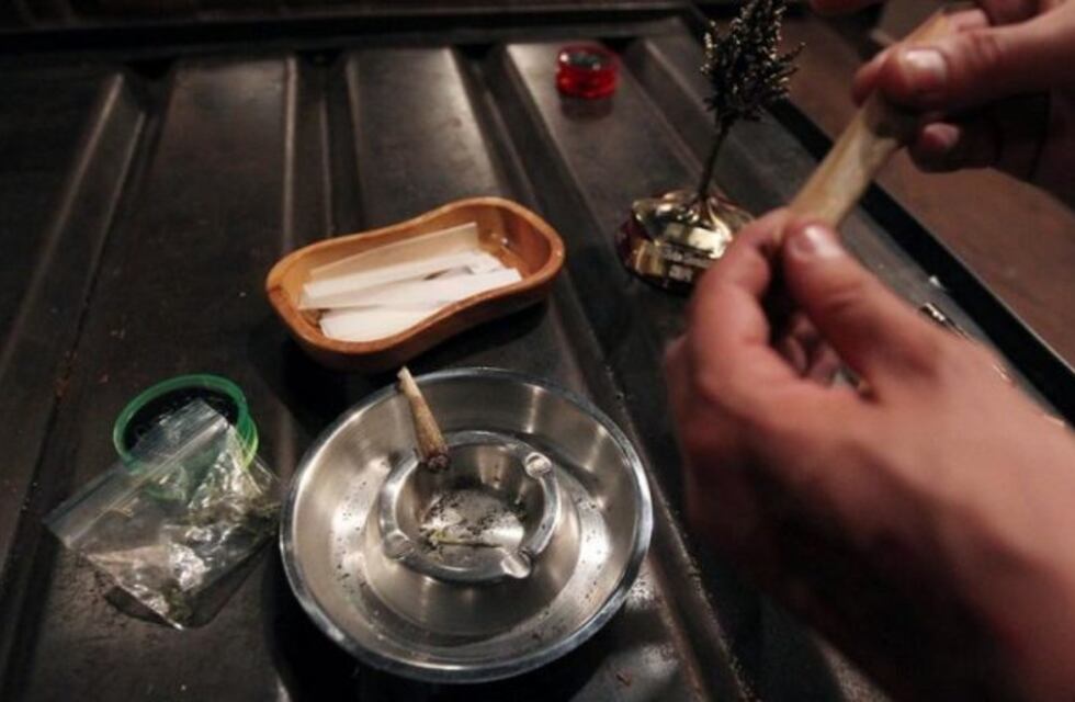 Adictos en recuperación reciben los primeros incentivos económicos