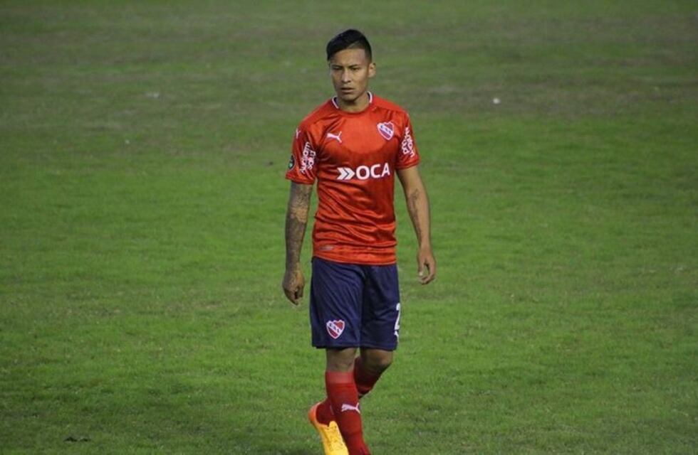 El puntaltense Domingo Blanco fue titular en el empate de Independiente